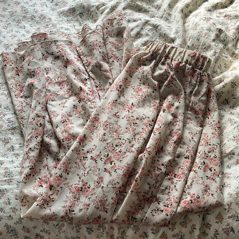 Long floral skirt with slit